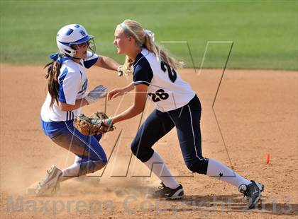 Thumbnail 2 in Trabuco Hills VS Dana Hills (Timberwolf Classic) photogallery.