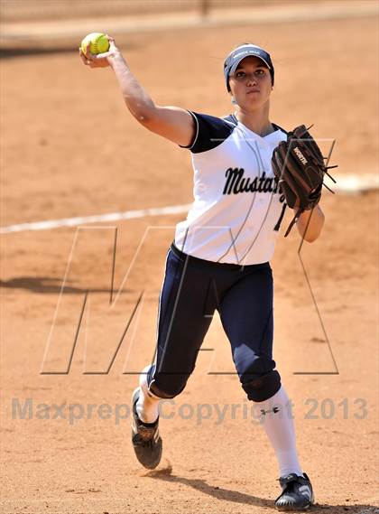 Thumbnail 2 in Trabuco Hills VS Dana Hills (Timberwolf Classic) photogallery.