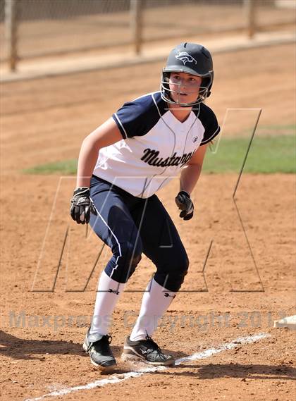 Thumbnail 2 in Trabuco Hills VS Dana Hills (Timberwolf Classic) photogallery.