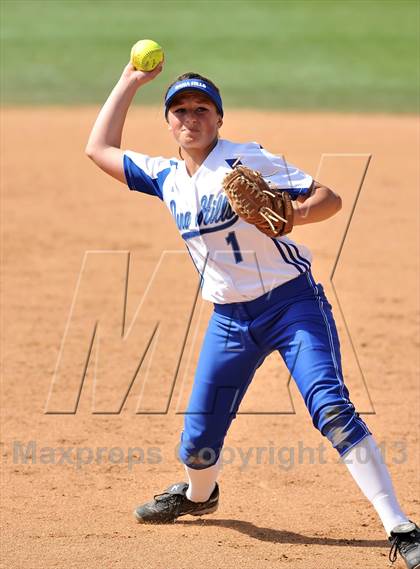 Thumbnail 2 in Trabuco Hills VS Dana Hills (Timberwolf Classic) photogallery.