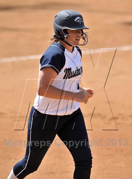 Thumbnail 2 in Trabuco Hills VS Dana Hills (Timberwolf Classic) photogallery.