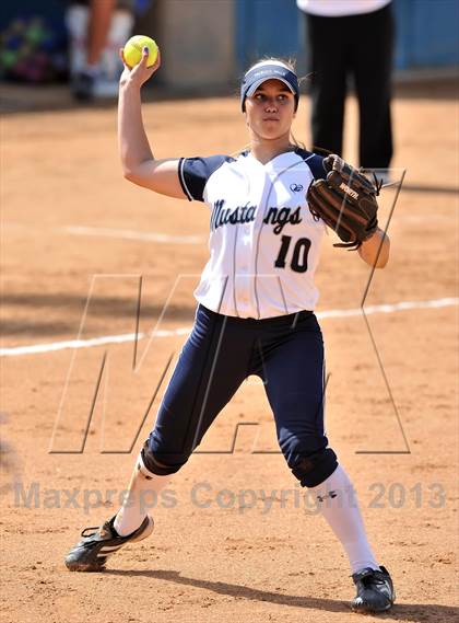 Thumbnail 2 in Trabuco Hills VS Dana Hills (Timberwolf Classic) photogallery.