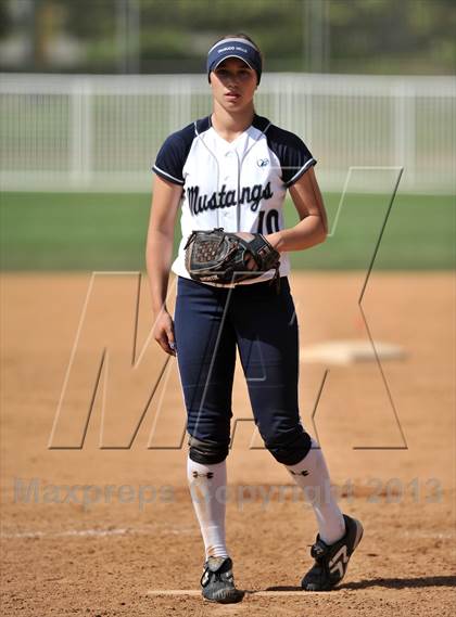 Thumbnail 2 in Trabuco Hills VS Dana Hills (Timberwolf Classic) photogallery.