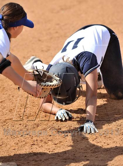 Thumbnail 3 in Trabuco Hills VS Dana Hills (Timberwolf Classic) photogallery.
