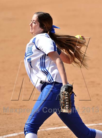 Thumbnail 3 in Trabuco Hills VS Dana Hills (Timberwolf Classic) photogallery.