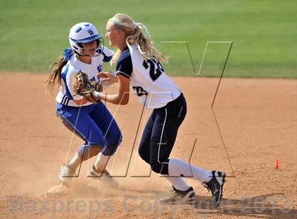 Thumbnail 3 in Trabuco Hills VS Dana Hills (Timberwolf Classic) photogallery.
