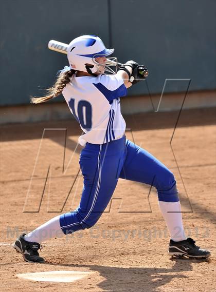 Thumbnail 2 in Trabuco Hills VS Dana Hills (Timberwolf Classic) photogallery.