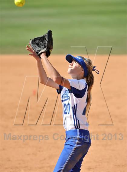 Thumbnail 3 in Trabuco Hills VS Dana Hills (Timberwolf Classic) photogallery.