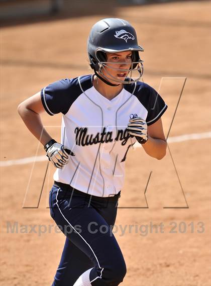 Thumbnail 2 in Trabuco Hills VS Dana Hills (Timberwolf Classic) photogallery.