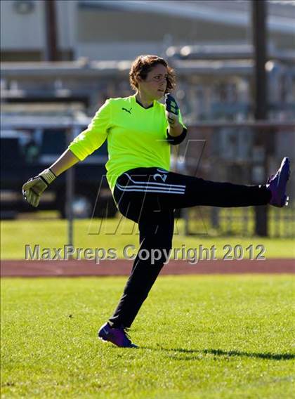 Thumbnail 3 in Dobie [J. Frank] vs Angleton (Pearland Soccer Classic) photogallery.