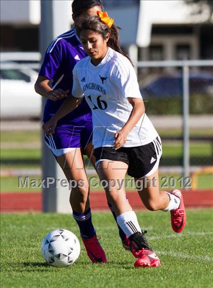 Thumbnail 3 in Dobie [J. Frank] vs Angleton (Pearland Soccer Classic) photogallery.