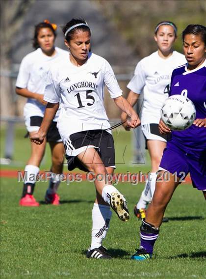 Thumbnail 3 in Dobie [J. Frank] vs Angleton (Pearland Soccer Classic) photogallery.