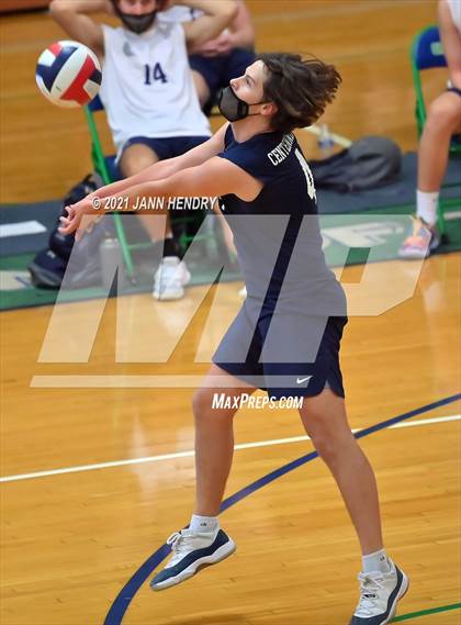 Thumbnail 1 in Coronado vs. Centennial photogallery.