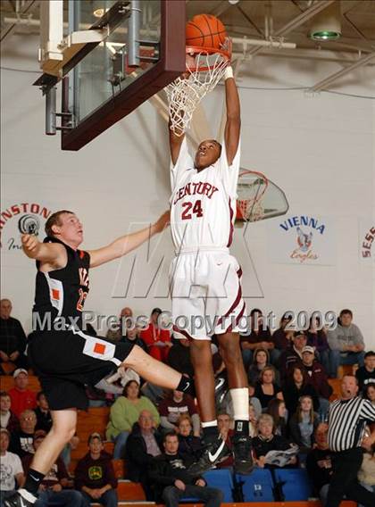 Thumbnail 2 in Century vs. Marissa/Coulterville (Sesser Holiday Tournament ) photogallery.