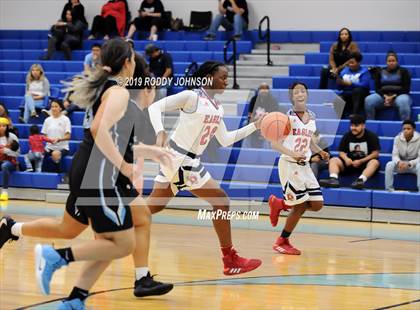 Thumbnail 3 in Dawson vs. Sam Rayburn (McDonald's Texas Invitational) photogallery.