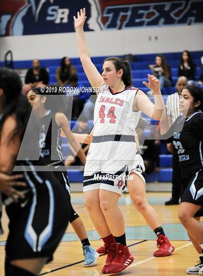 Thumbnail 1 in Dawson vs. Sam Rayburn (McDonald's Texas Invitational) photogallery.