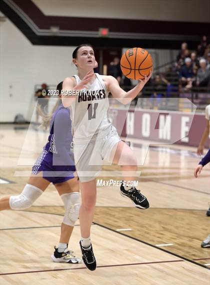 Thumbnail 3 in Valley Vista @ Hamilton (AIA 6A Semifinal) photogallery.