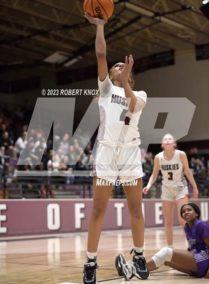 Thumbnail 1 in Valley Vista @ Hamilton (AIA 6A Semifinal) photogallery.
