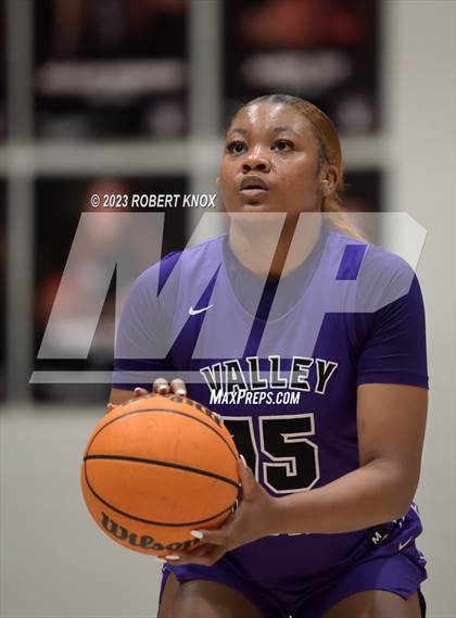 Thumbnail 3 in Valley Vista @ Hamilton (AIA 6A Semifinal) photogallery.