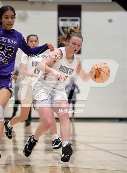 Thumbnail 1 in Valley Vista @ Hamilton (AIA 6A Semifinal) photogallery.