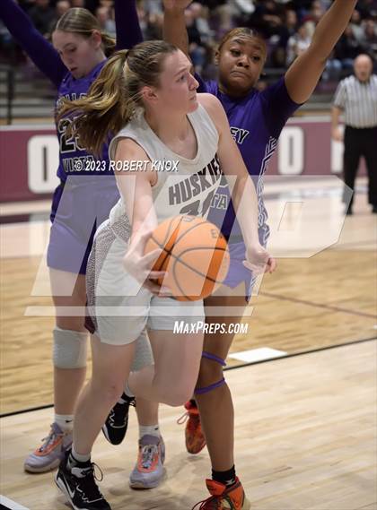 Thumbnail 3 in Valley Vista @ Hamilton (AIA 6A Semifinal) photogallery.