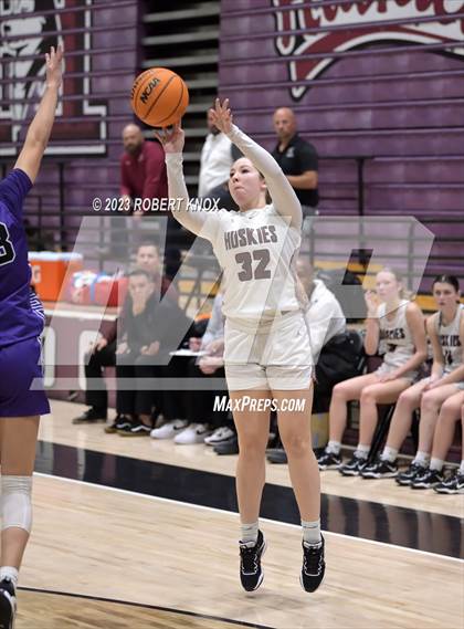 Thumbnail 2 in Valley Vista @ Hamilton (AIA 6A Semifinal) photogallery.