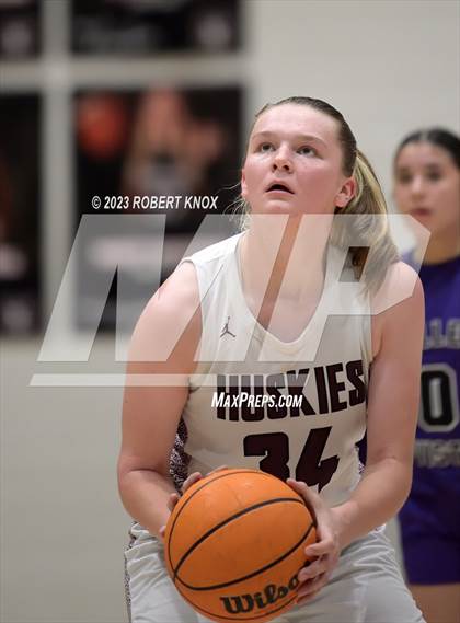 Thumbnail 2 in Valley Vista @ Hamilton (AIA 6A Semifinal) photogallery.