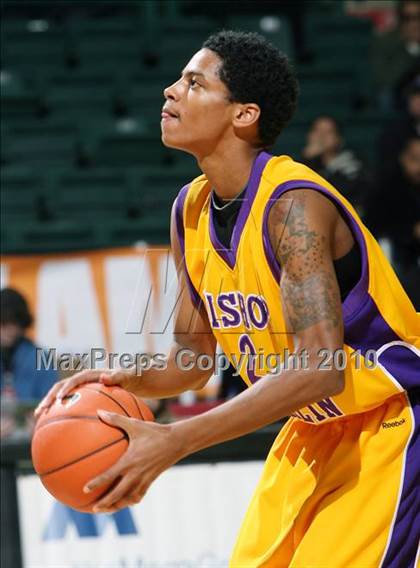 Thumbnail 2 in Cherokee vs Bishop Loughlin (PrimeTime Shootout) photogallery.