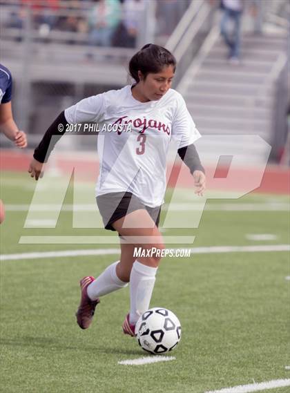 Thumbnail 2 in CALS Early College vs. USC Hybrid (CIF LA City Section D5 Final) photogallery.