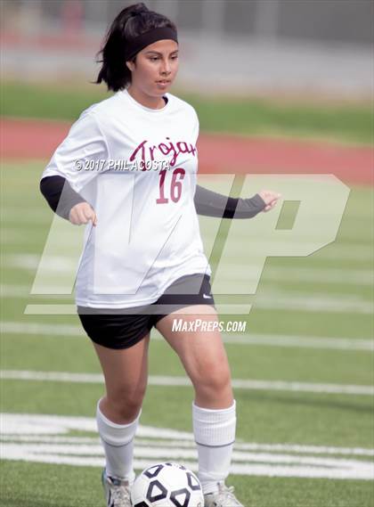 Thumbnail 3 in CALS Early College vs. USC Hybrid (CIF LA City Section D5 Final) photogallery.