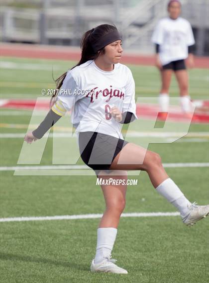 Thumbnail 1 in CALS Early College vs. USC Hybrid (CIF LA City Section D5 Final) photogallery.
