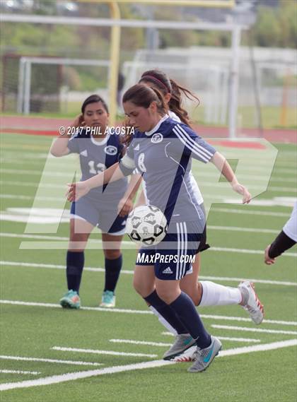 Thumbnail 1 in CALS Early College vs. USC Hybrid (CIF LA City Section D5 Final) photogallery.