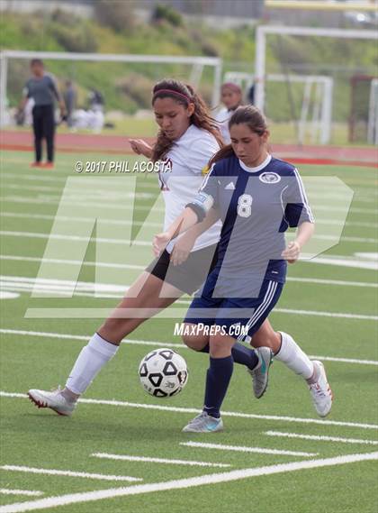 Thumbnail 2 in CALS Early College vs. USC Hybrid (CIF LA City Section D5 Final) photogallery.