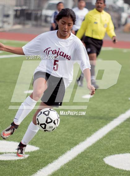 Thumbnail 3 in CALS Early College vs. USC Hybrid (CIF LA City Section D5 Final) photogallery.