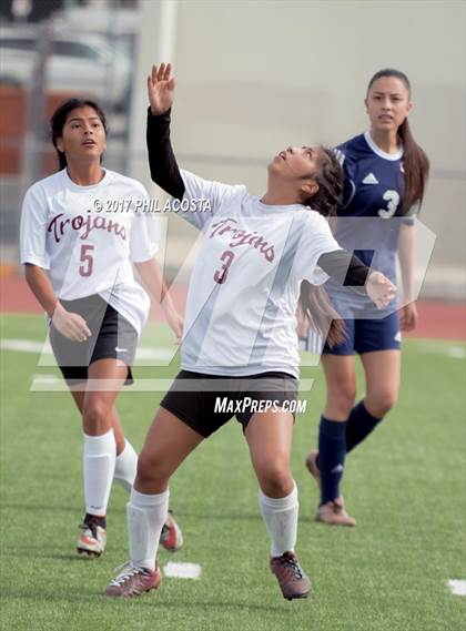 Thumbnail 3 in CALS Early College vs. USC Hybrid (CIF LA City Section D5 Final) photogallery.