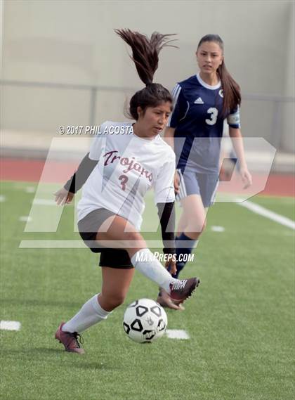 Thumbnail 3 in CALS Early College vs. USC Hybrid (CIF LA City Section D5 Final) photogallery.