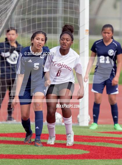 Thumbnail 1 in CALS Early College vs. USC Hybrid (CIF LA City Section D5 Final) photogallery.