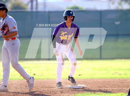 Thumbnail 2 in Dominguez vs. Lynwood photogallery.