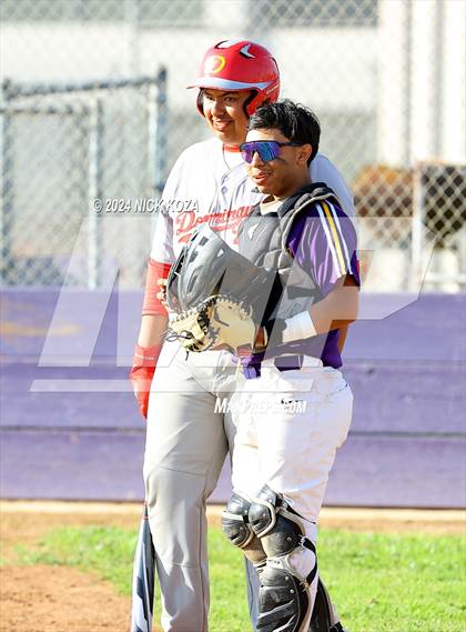 Thumbnail 2 in Dominguez vs. Lynwood photogallery.