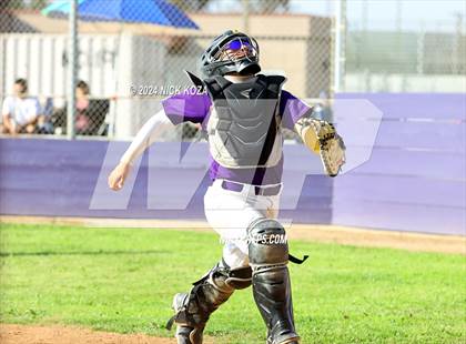 Thumbnail 3 in Dominguez vs. Lynwood photogallery.