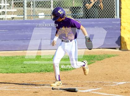 Thumbnail 1 in Dominguez vs. Lynwood photogallery.