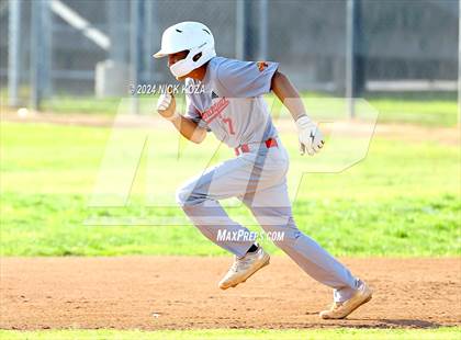 Thumbnail 2 in Dominguez vs. Lynwood photogallery.