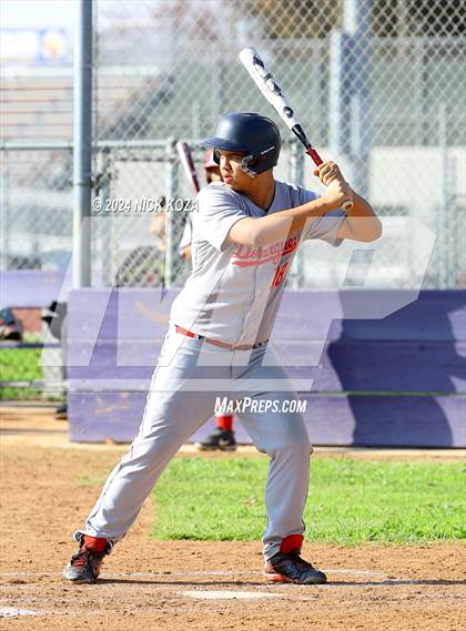 Thumbnail 2 in Dominguez vs. Lynwood photogallery.