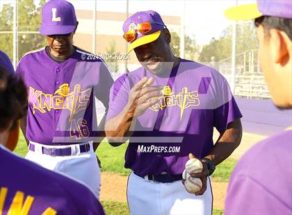 Thumbnail 1 in Dominguez vs. Lynwood photogallery.