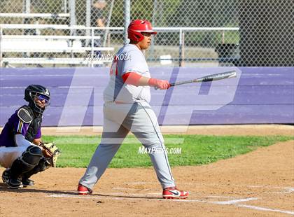 Thumbnail 2 in Dominguez vs. Lynwood photogallery.