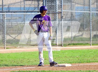 Thumbnail 2 in Dominguez vs. Lynwood photogallery.