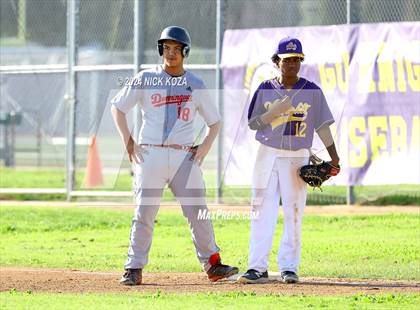 Thumbnail 3 in Dominguez vs. Lynwood photogallery.