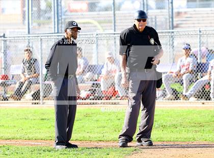 Thumbnail 3 in Dominguez vs. Lynwood photogallery.