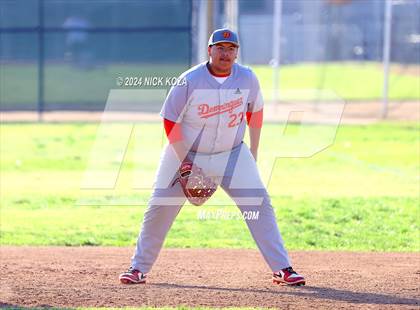 Thumbnail 2 in Dominguez vs. Lynwood photogallery.