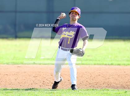 Thumbnail 1 in Dominguez vs. Lynwood photogallery.